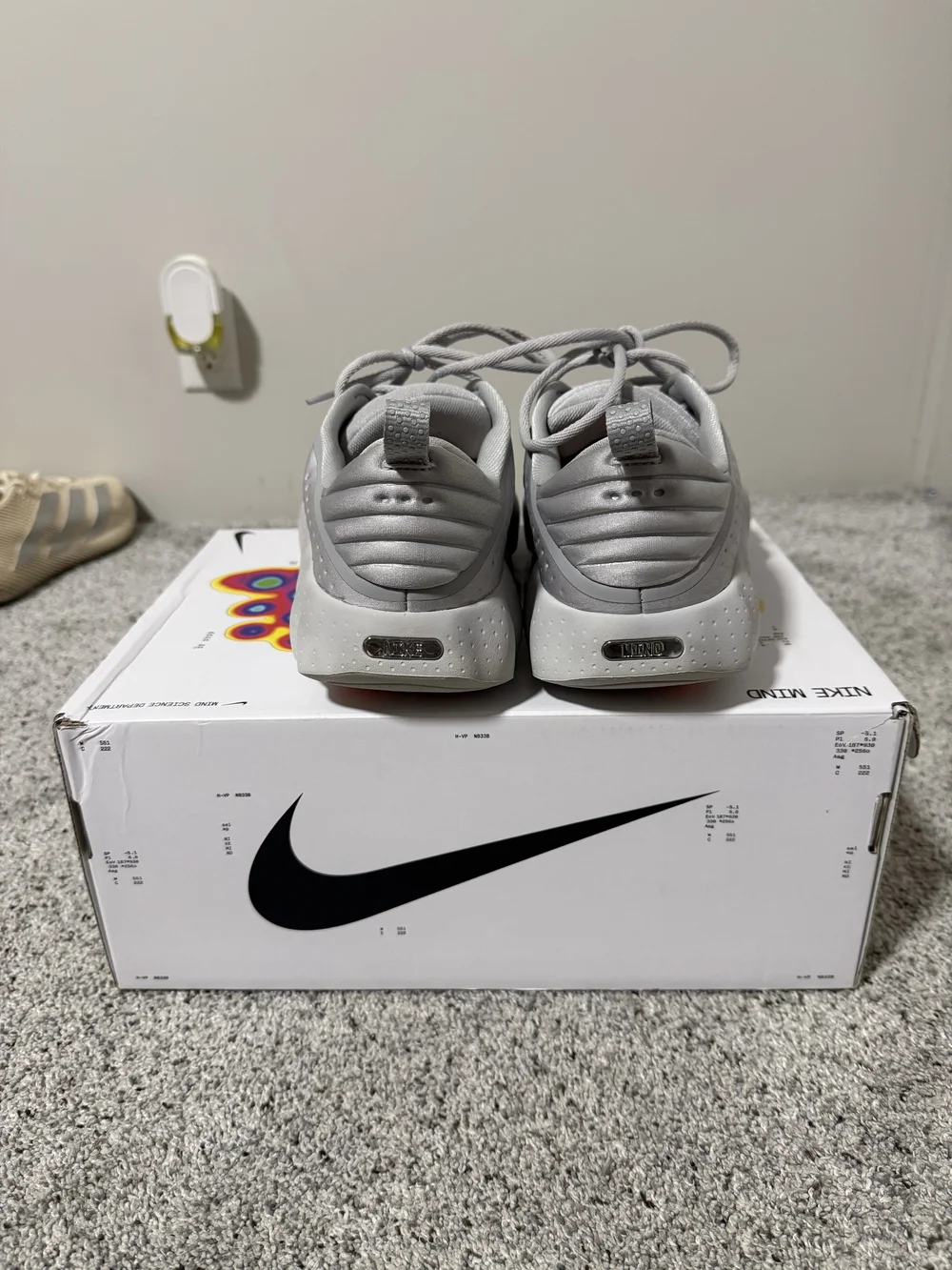 Nike Mind 002 Light Gray Like New